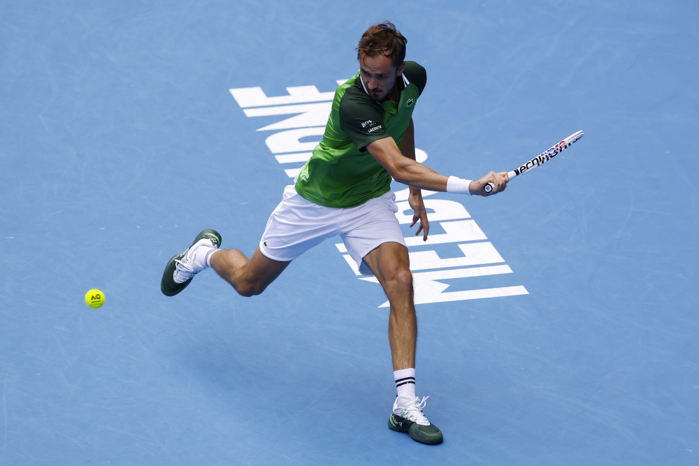 美国网球队碾压日本网球队，梅德韦杰夫高光表现的简单介绍