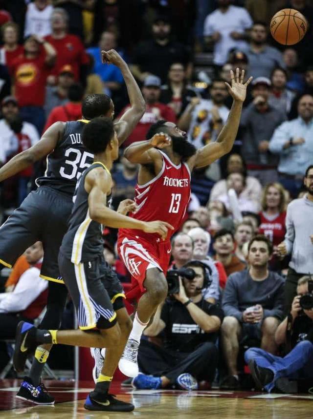 绝地求生迎来宿敌之战，恩怨再续