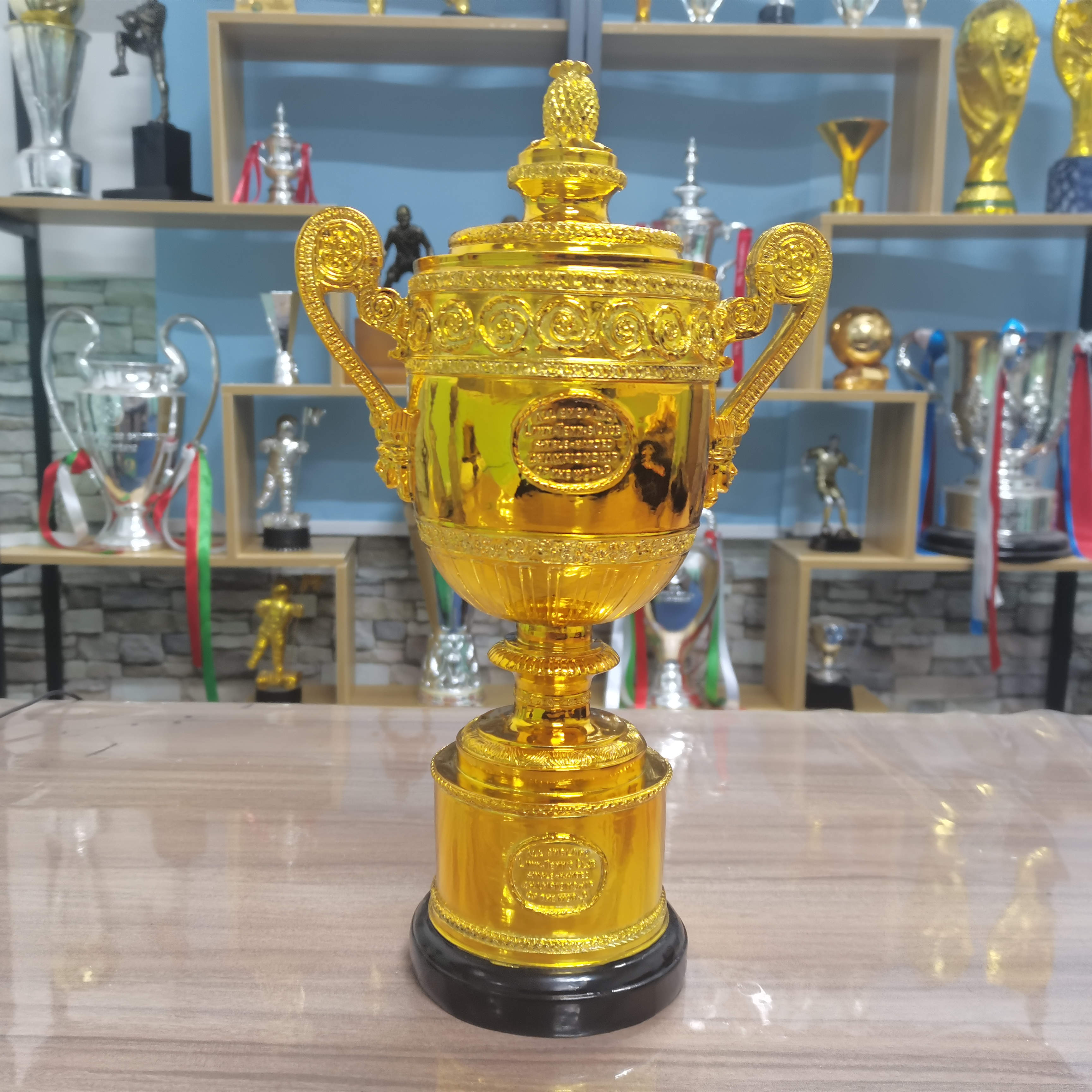 温网绝杀蒙特卡洛大师赛，纳达尔带队取胜