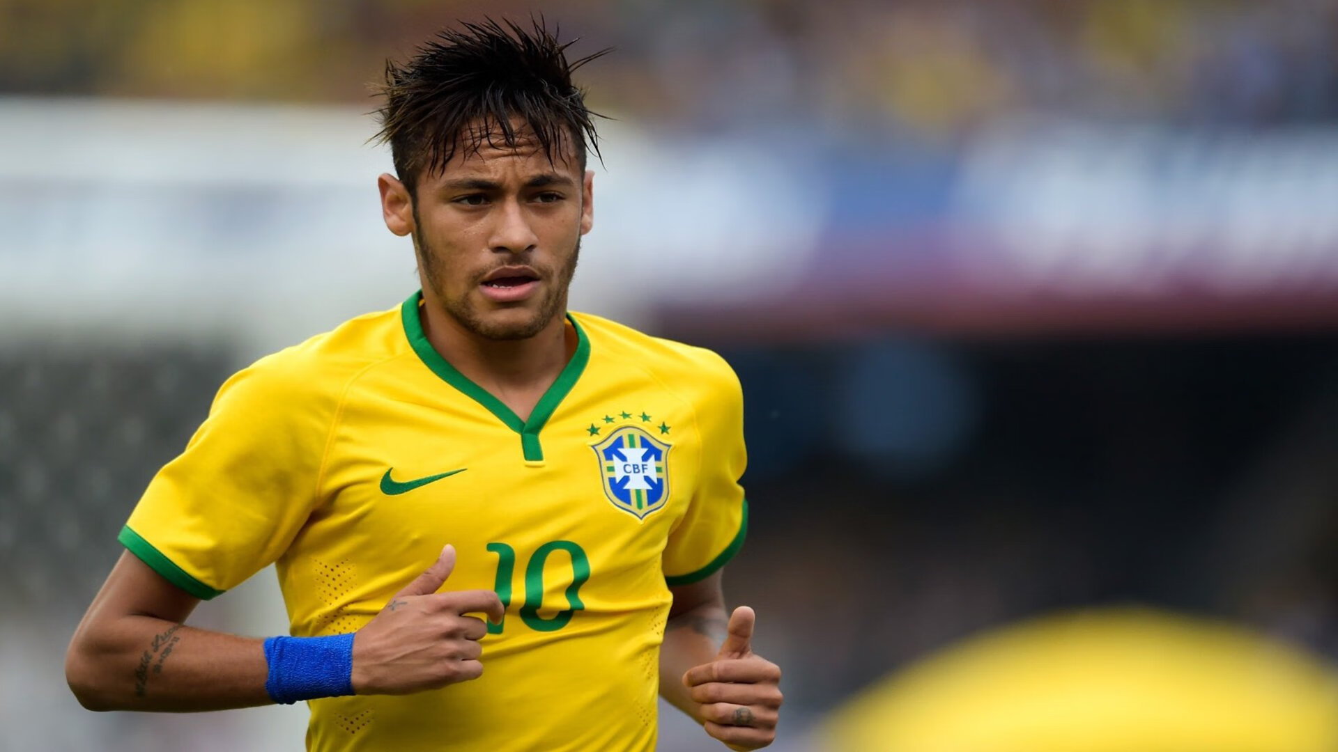 双线凯歌，墨西哥加时鏖战擒日本，凯恩F1街道赛狂飙制霸