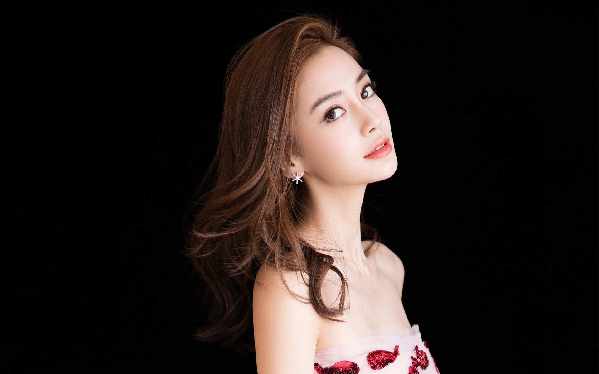 铁血广厦筑起钢铁长城，米切尔化身关键先生压制浙江风暴