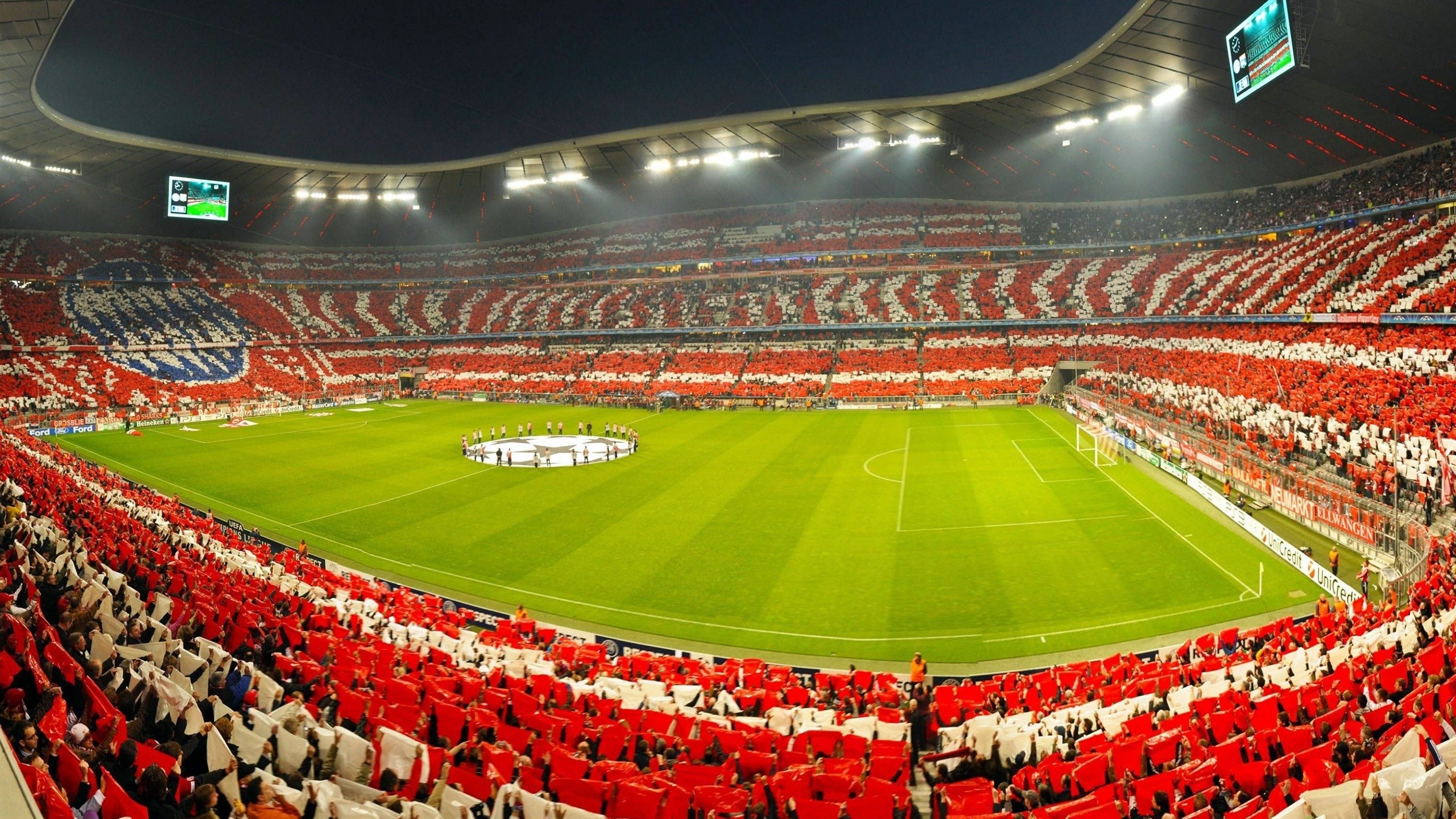 开云体育下载-马丁内利点燃黄色潜水艇引擎，比利亚雷亚尔力克希腊劲旅晋级